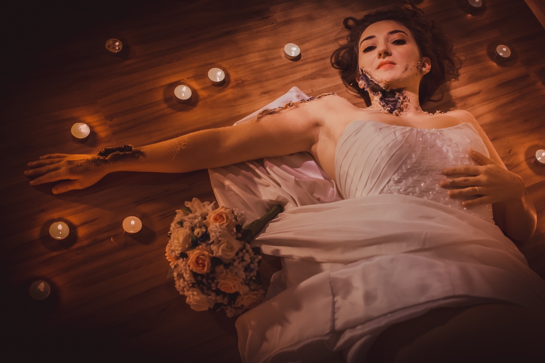 Bride - Novia